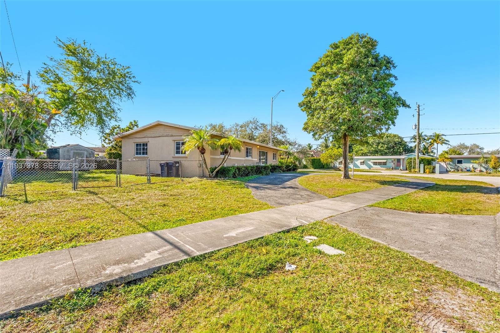 11190 Southwest 57th Street Miami, FL 33173 - Photo 37 of 38