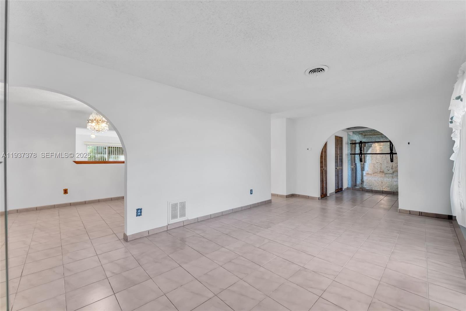 11190 Southwest 57th Street Miami, FL 33173 - Photo 10 of 38