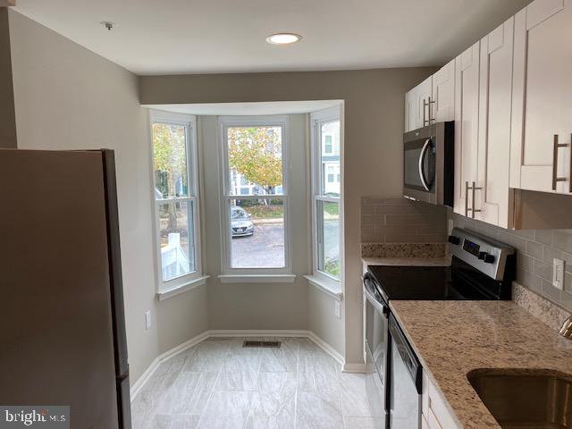 243 Sycamore Ridge Road Laurel, MD 20724 - Photo 6 of 18 Kitchen View 2