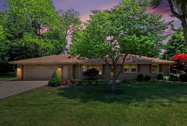 $369,900 | 7723 Yorktown Street, Richland, MI 49083