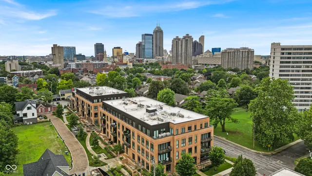 $412,000 | 877 North East Street, Unit 401A, Indianapolis, IN 46202
