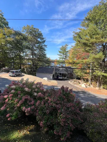 $279,000 | 795 Memorial Drive, Winthrop, ME 04364