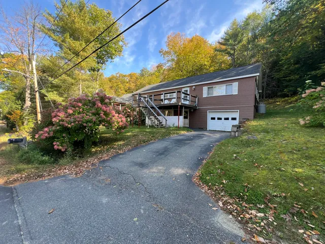 $279,000 | 795 Memorial Drive, Winthrop, ME 04364