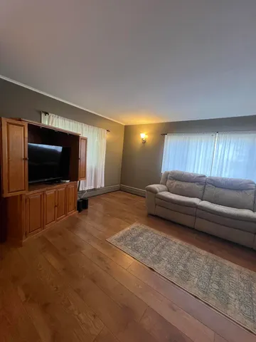 $279,000 | 795 Memorial Drive, Winthrop, ME 04364