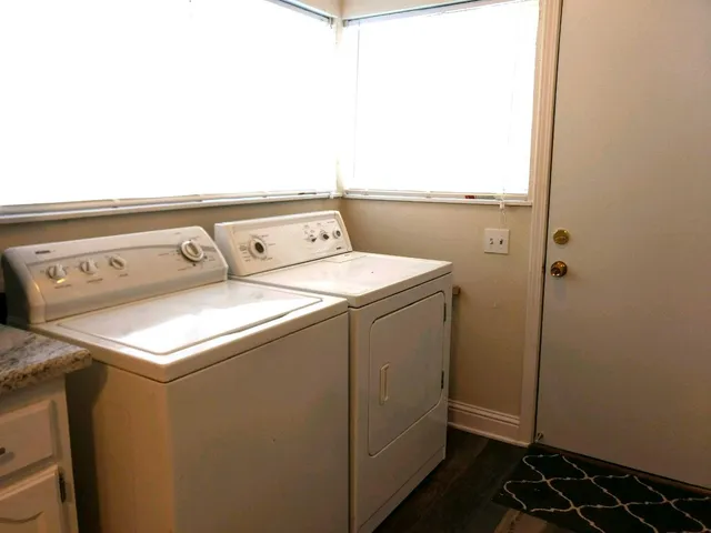 $320,500 | 630 East Dudley Avenue, Fresno, CA 93728