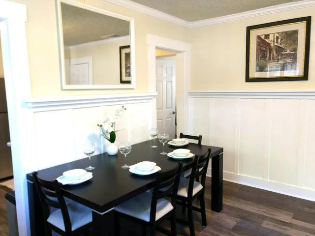 $320,500 | 630 East Dudley Avenue, Fresno, CA 93728