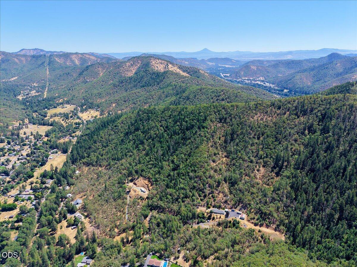 1040 Wards Creek Road Rogue River, OR 97537 - Photo 44 of 44