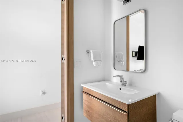 $4,495,000 | 515 Valencia Avenue, Unit 1103, Coral Gables, FL 33134