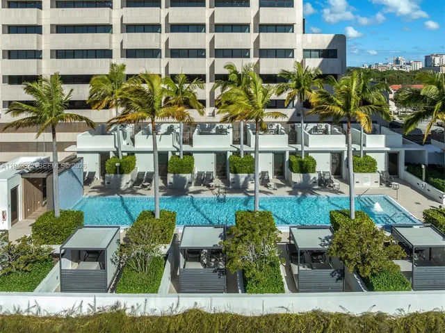 $4,495,000 | 515 Valencia Avenue, Unit 1103, Coral Gables, FL 33134