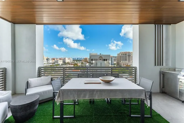 $4,495,000 | 515 Valencia Avenue, Unit 1103, Coral Gables, FL 33134