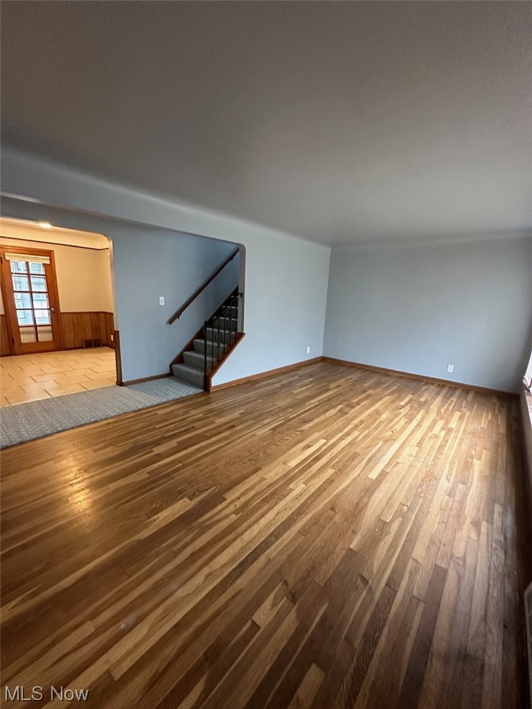 4994 North Barton Road Cleveland, OH 44124 - Photo 4 of 28