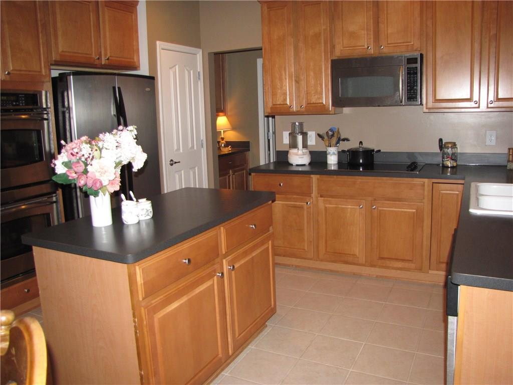 12995 Ratliff Run Fishers, IN 46037 - Photo 7 of 24 Gallery Image 7