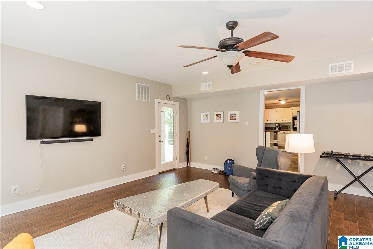 2440 Jannebo Road Birmingham, AL 35216 - Photo 20 of 48