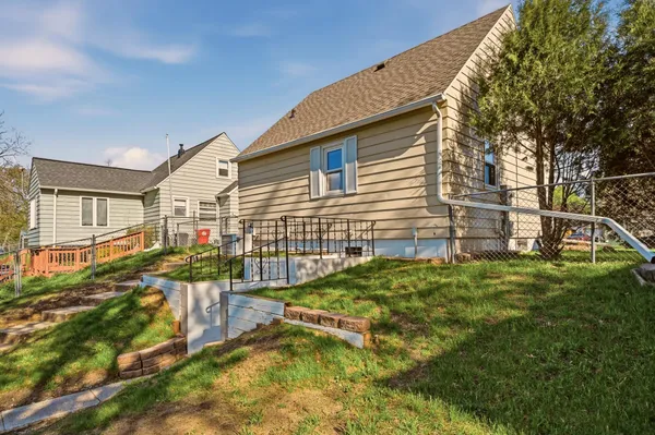 $189,900 | 1003 13th Avenue Southwest, Austin, MN 55912