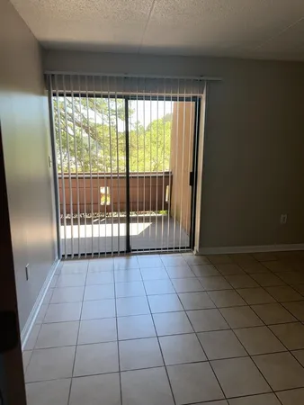 $925 | 915 South Seminole Drive, Unit 12, Chattanooga, TN 37412