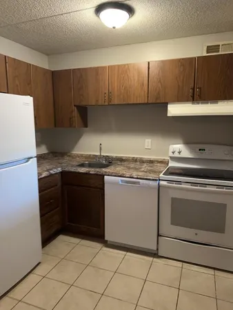 $925 | 915 South Seminole Drive, Unit 12, Chattanooga, TN 37412