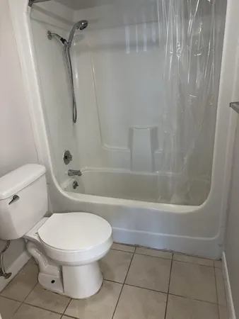 $925 | 915 South Seminole Drive, Unit 12, Chattanooga, TN 37412