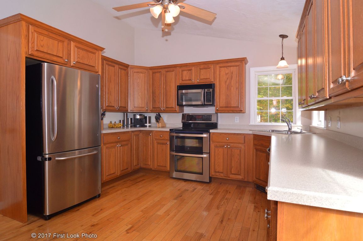 220 Sandy Brook Road Glocester, RI 02857 - Photo 8 of 40