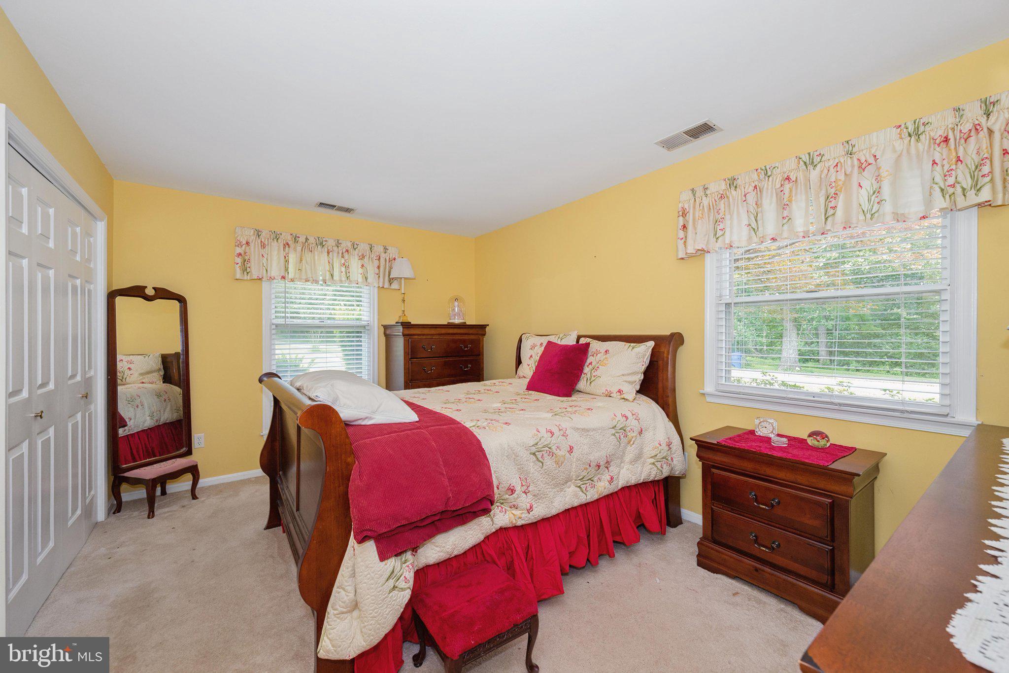8953 Gue Road Damascus, MD 20872 - Photo 21 of 54 Bedroom 2