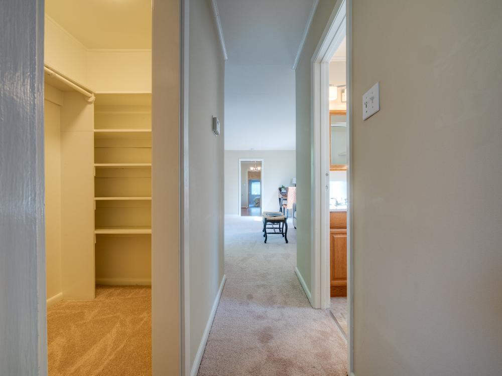 1308 Oxford Street Redwood City, CA 94061 - Photo 14 of 18