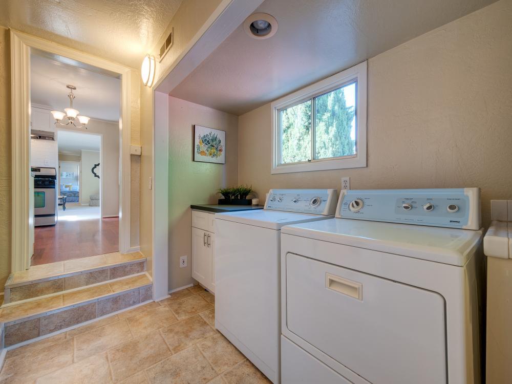 1308 Oxford Street Redwood City, CA 94061 - Photo 16 of 18