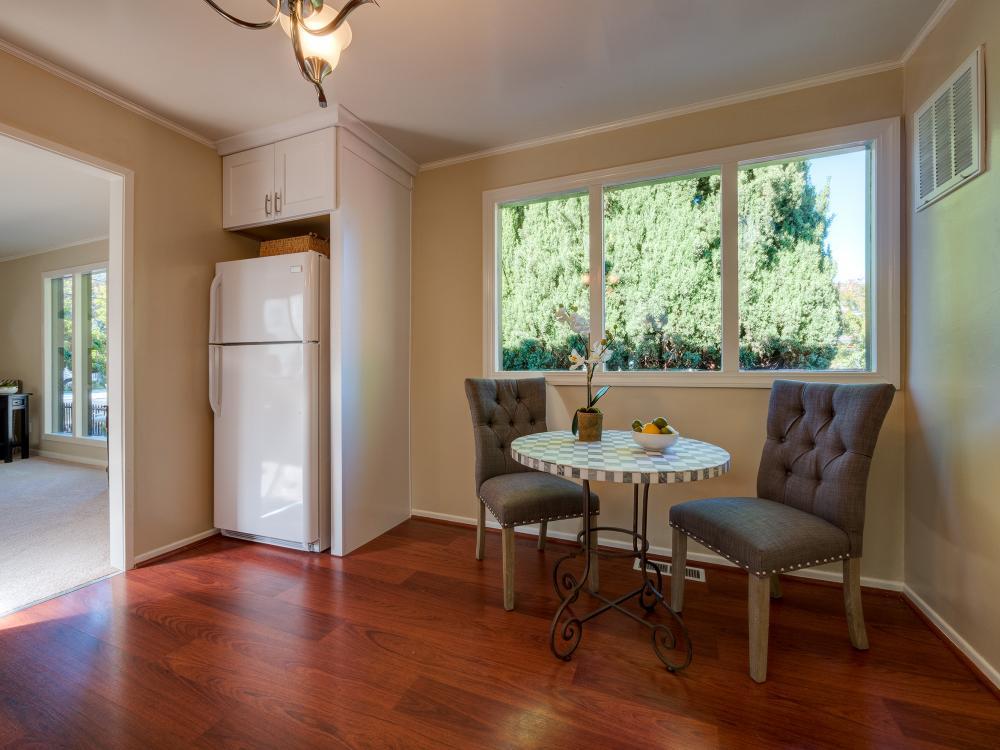 1308 Oxford Street Redwood City, CA 94061 - Photo 4 of 18