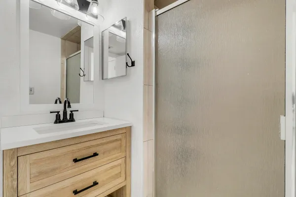 $2,400 | 964 Northwest Spruce Ridge Drive, Unit D1, Stuart, FL 34994