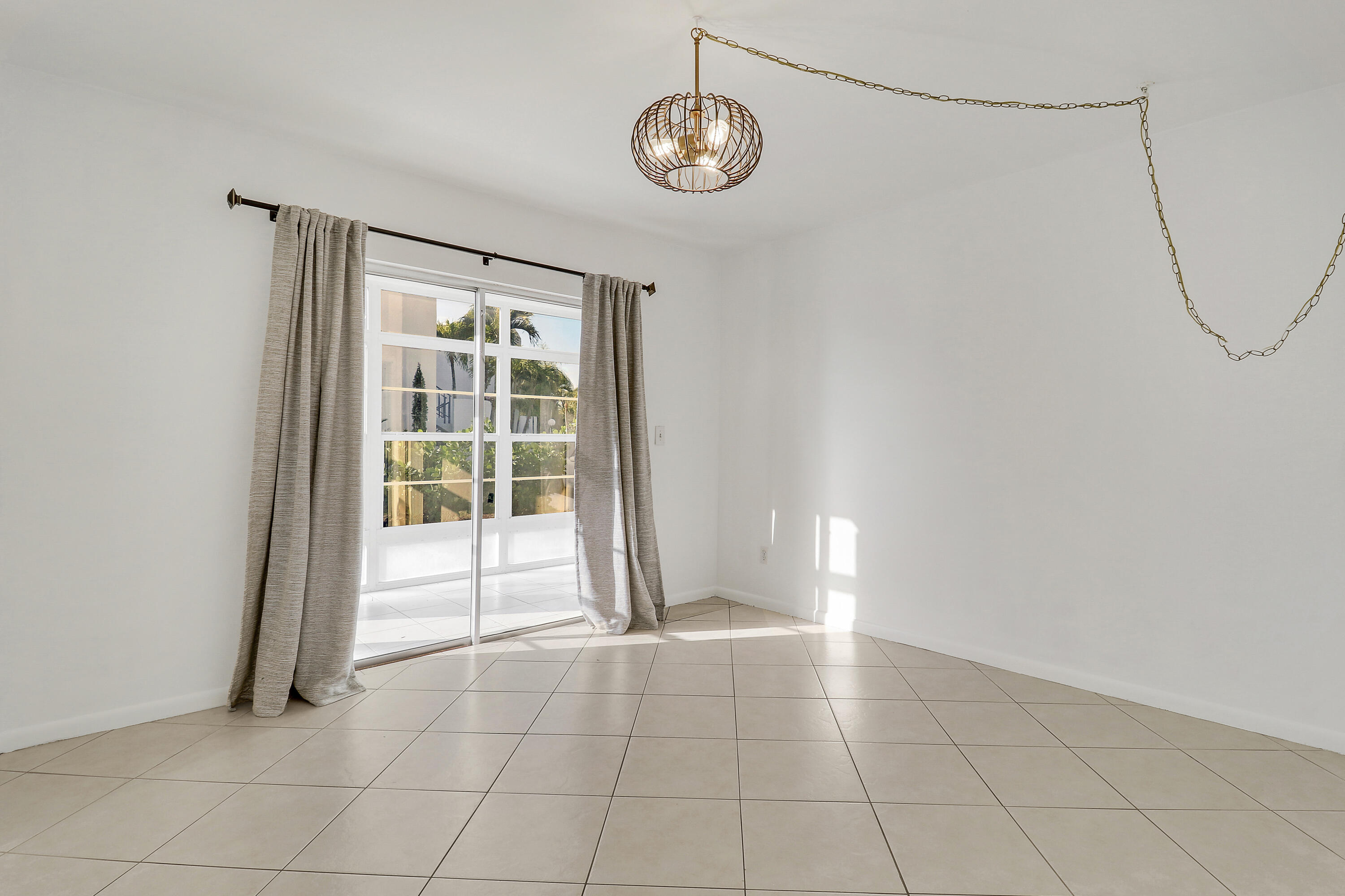 964 Northwest Spruce Ridge Drive, Unit D1 Stuart, FL 34994 - Photo 23 of 33 Bedroom 2
