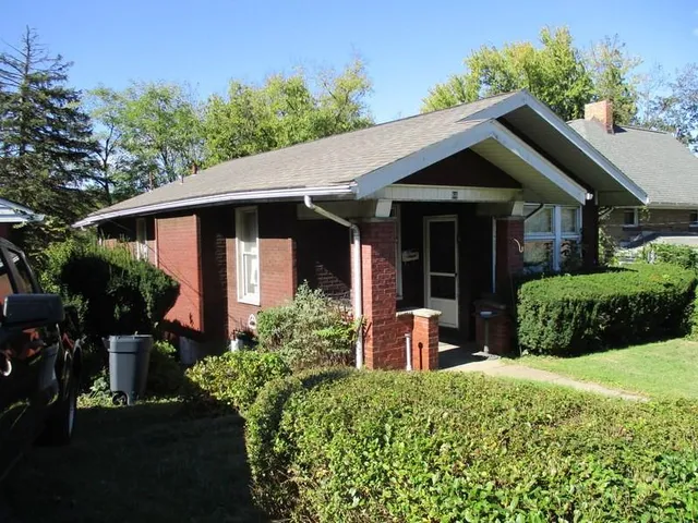 $64,900 | 66 Beaver Street, Leetsdale, PA 15003