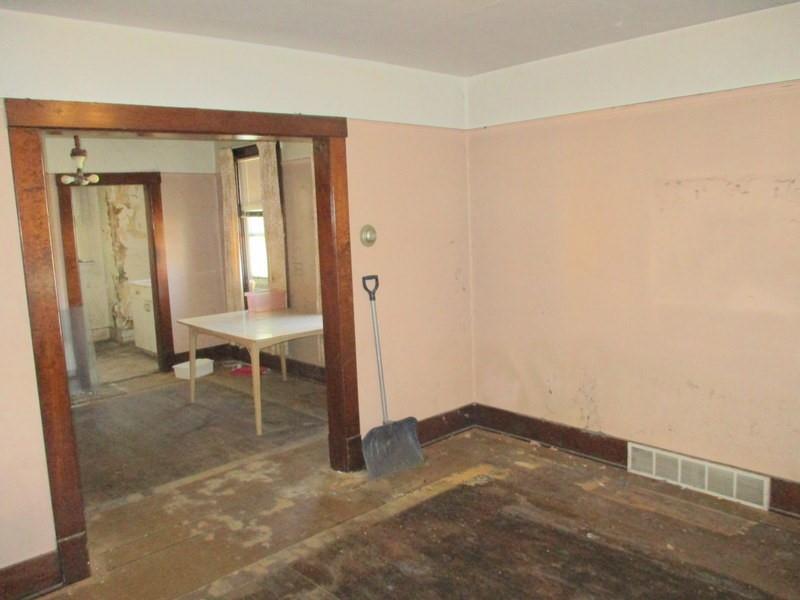 66 Beaver Street Leetsdale, PA 15003 - Photo 3 of 10