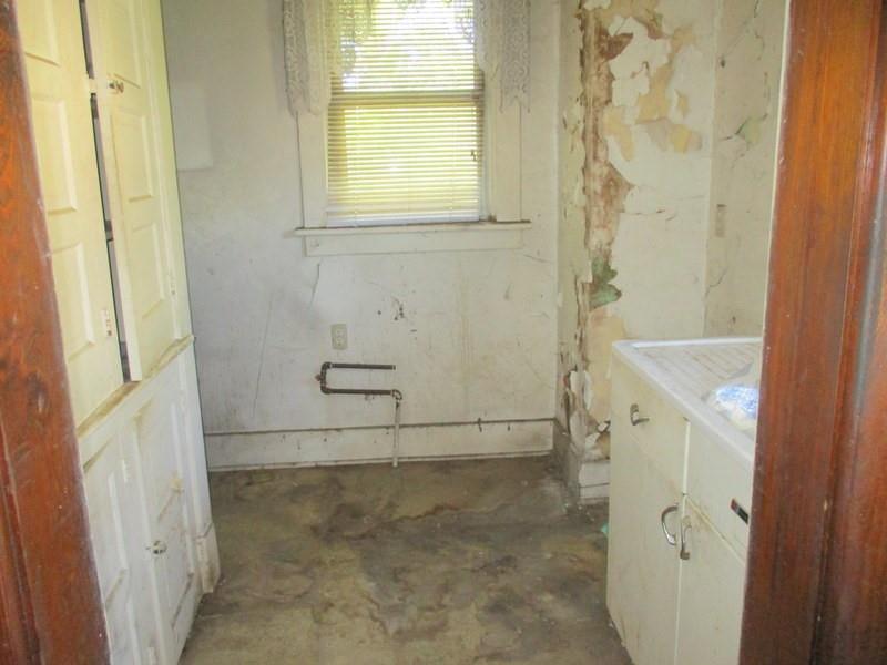 66 Beaver Street Leetsdale, PA 15003 - Photo 8 of 10