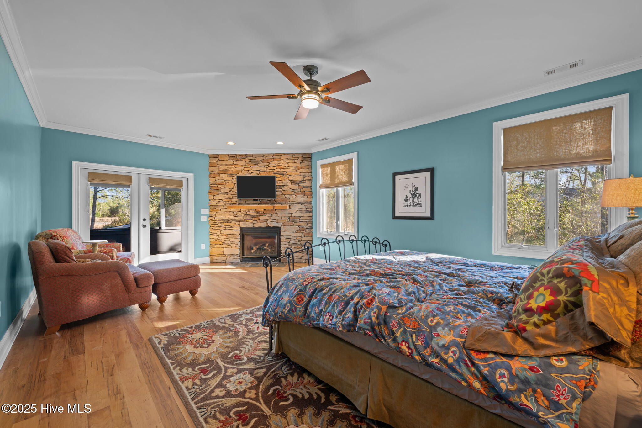 256 Spring Drive Aurora, NC 27806 - Photo 4 of 40 Primary bedroom