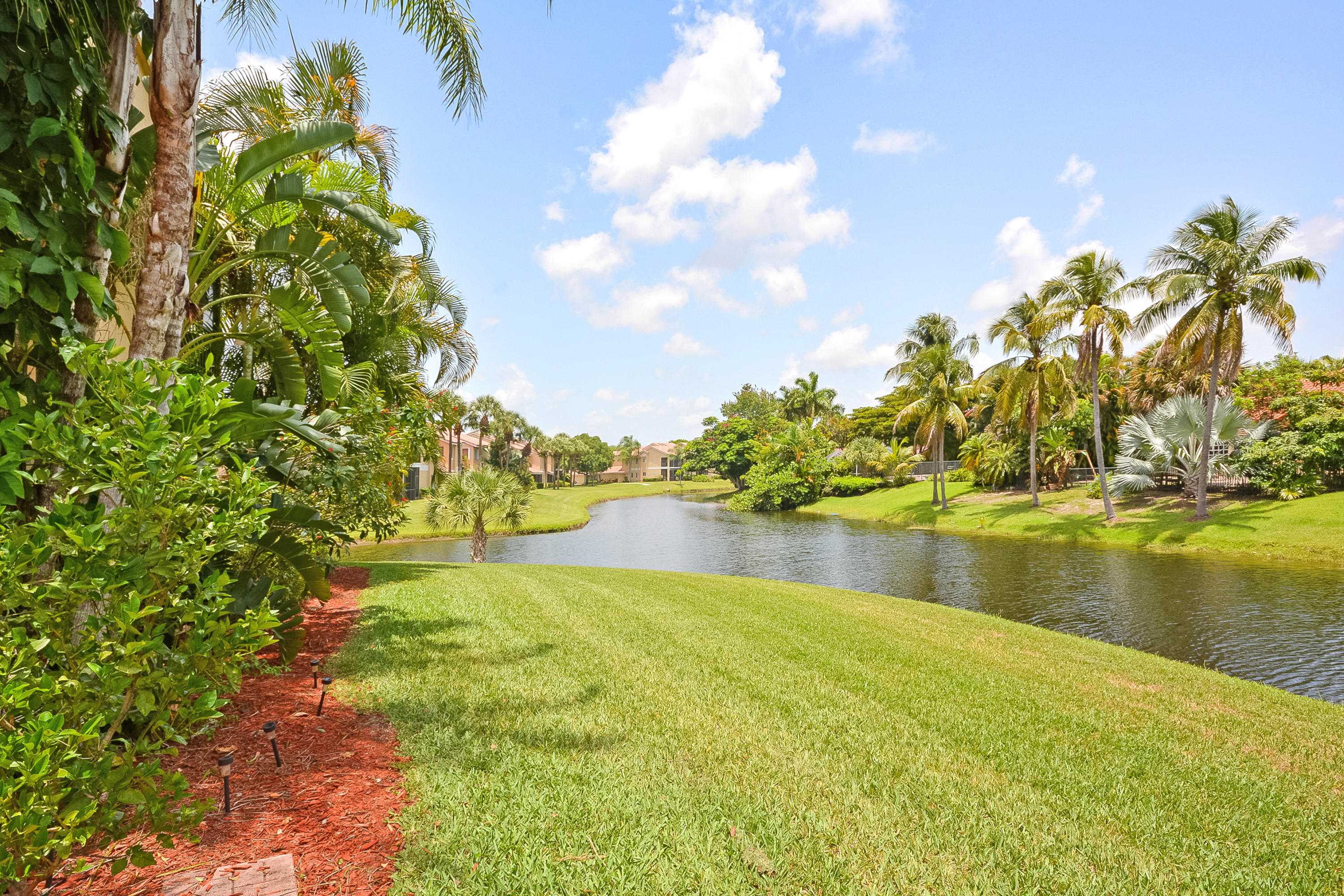 23248 Island View, Unit G Boca Raton, FL 33433 - Photo 2 of 25 23248_island_view_dr_unit_g4_MLS_HID1035