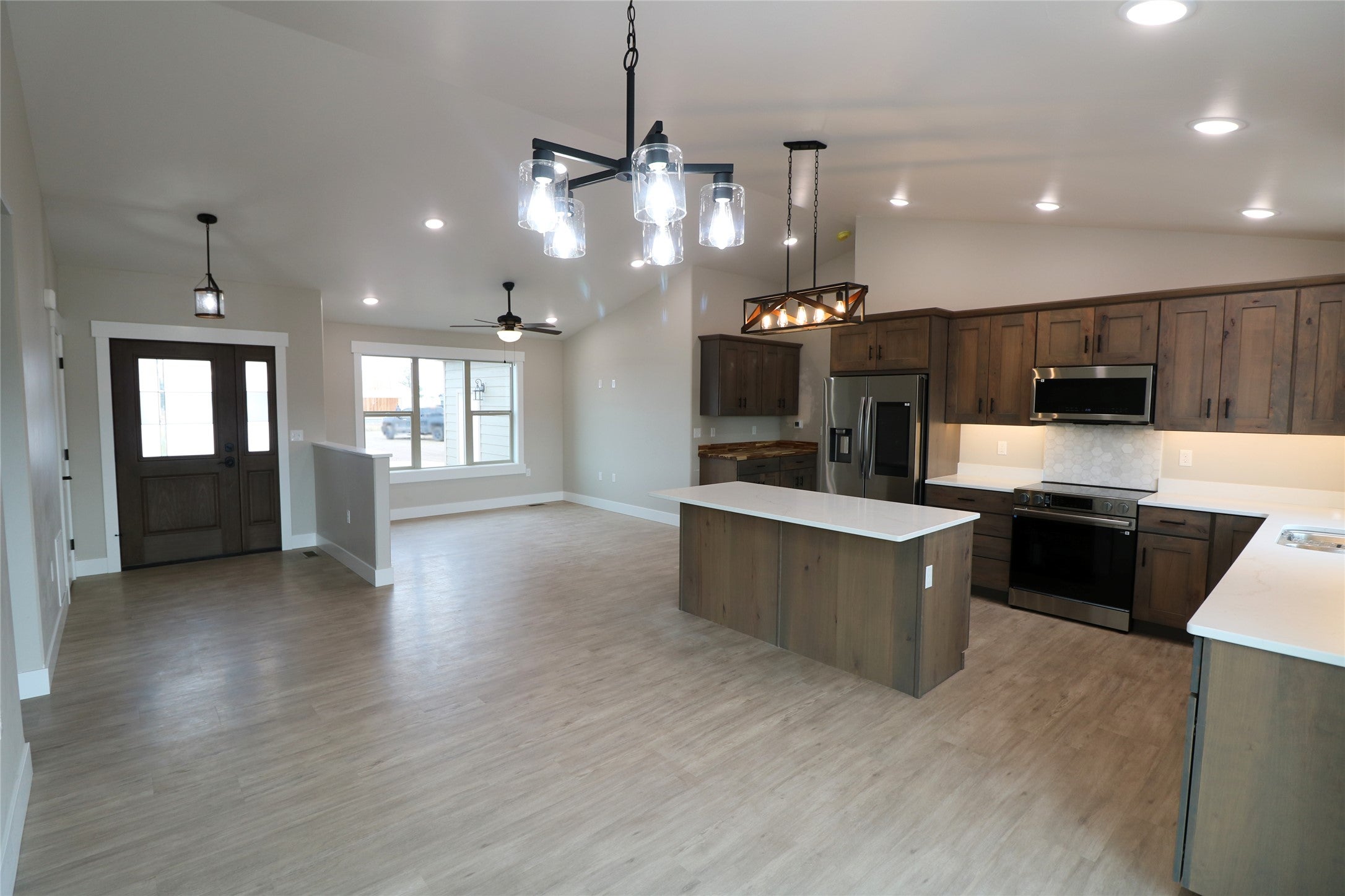 1188 Hunter Road Helena, MT 59602 - Photo 8 of 33 Gallery Image 8
