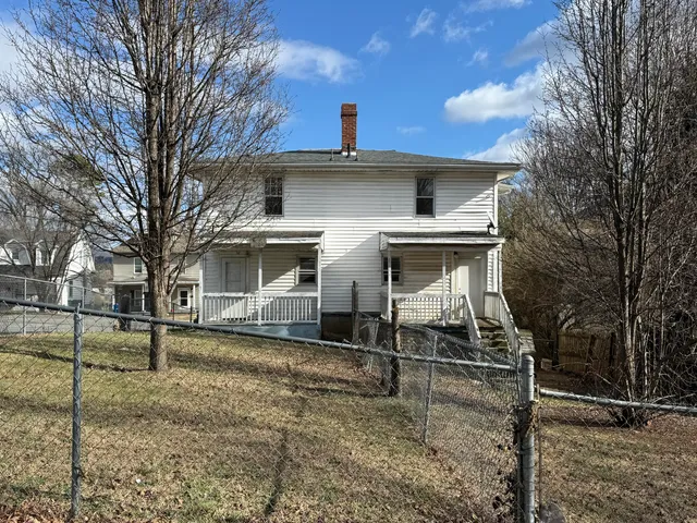 $189,000 | 201-203 18th Street Southeast, Roanoke, VA 24013