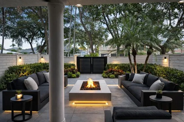 $1,100,000 | 5660 Northeast Trieste Way, Boca Raton, FL 33487