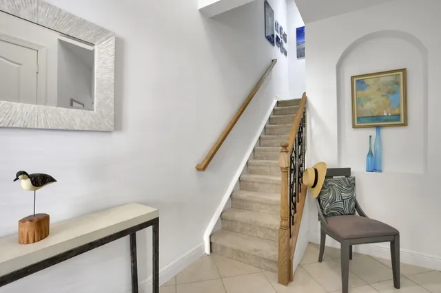 a view of entryway and hall