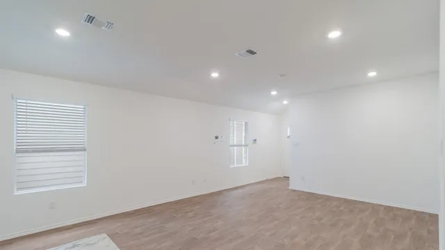 $254,990 | 311 Santo Domingo Road, Bastrop, TX 78602