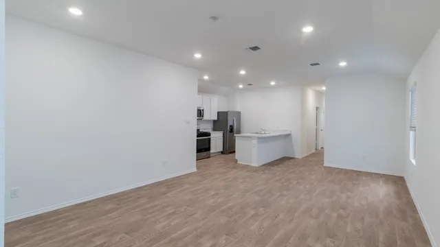 $254,990 | 311 Santo Domingo Road, Bastrop, TX 78602