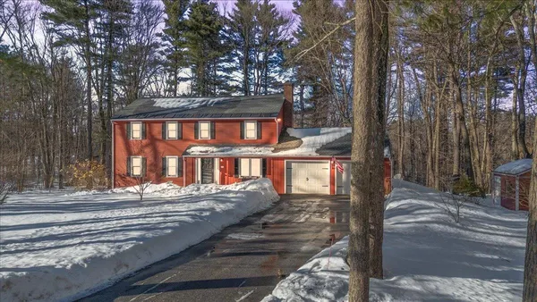 $800,000 | 11 Farview Hill Road, Atkinson, NH 03811