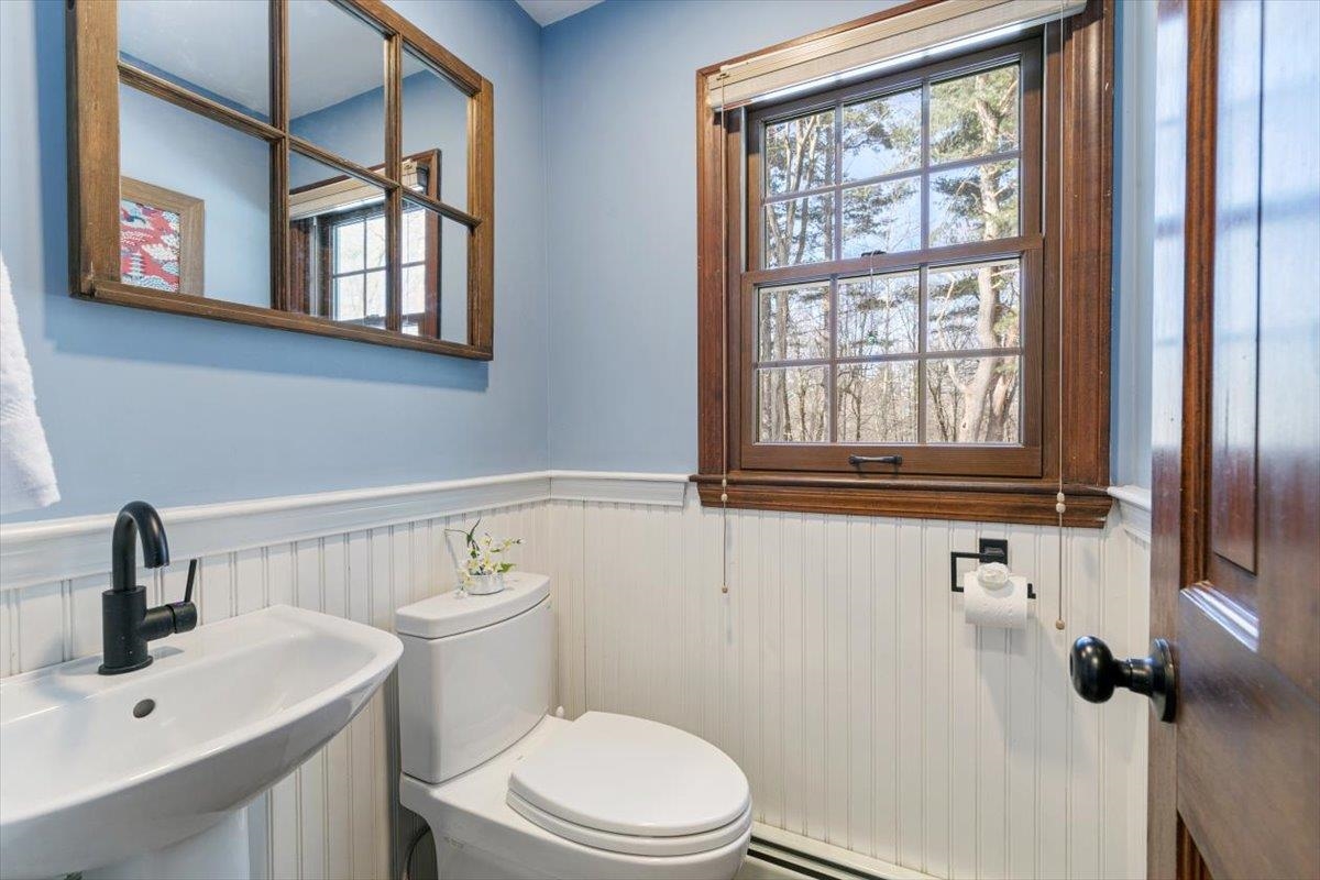 11 Farview Hill Road Atkinson, NH 03811 - Photo 18 of 36