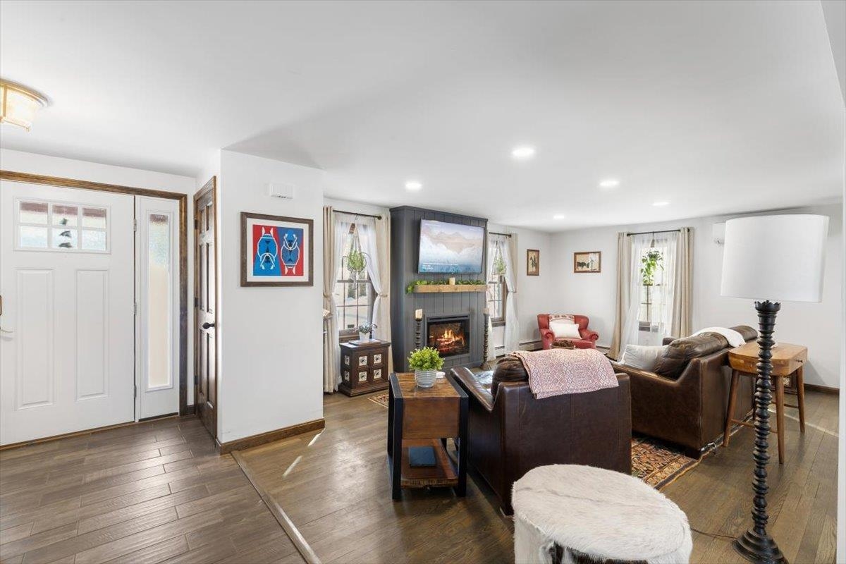 11 Farview Hill Road Atkinson, NH 03811 - Photo 7 of 36