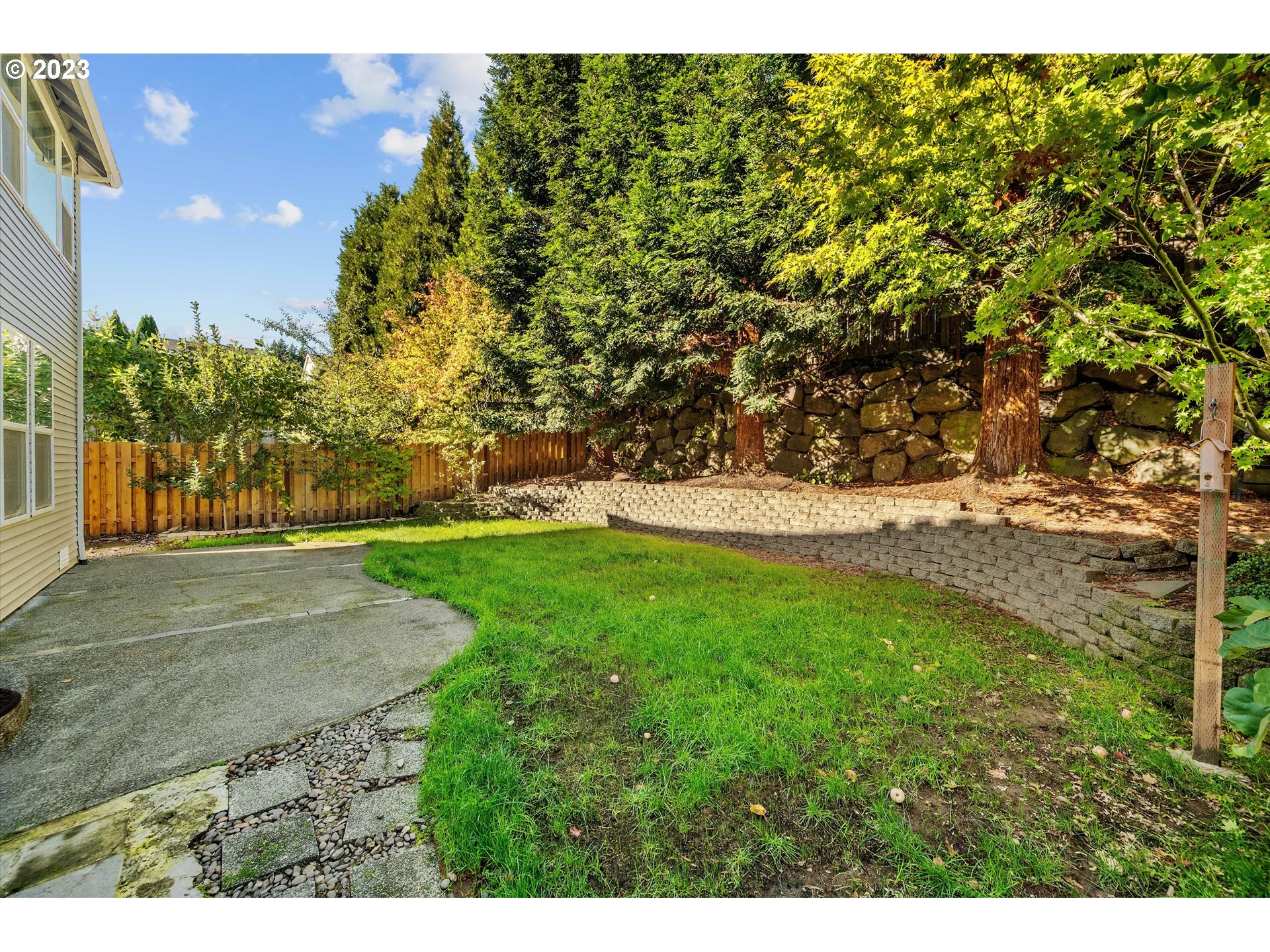 5653 Southwest Lee Street Tualatin, OR 97062 - Photo 35 of 42