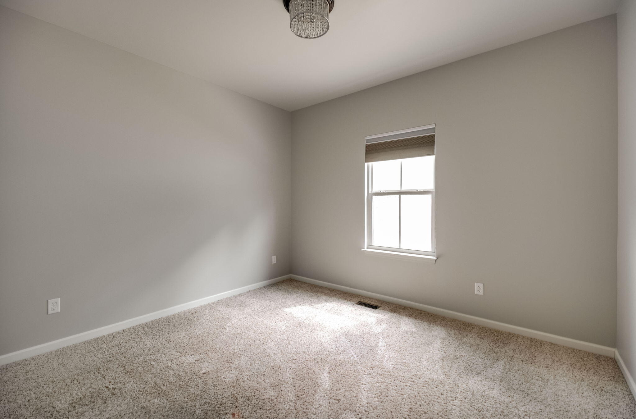 7266 Noah Reid Road Chattanooga, TN 37421 - Photo 21 of 32 6-web-or-mls-DSC_0454