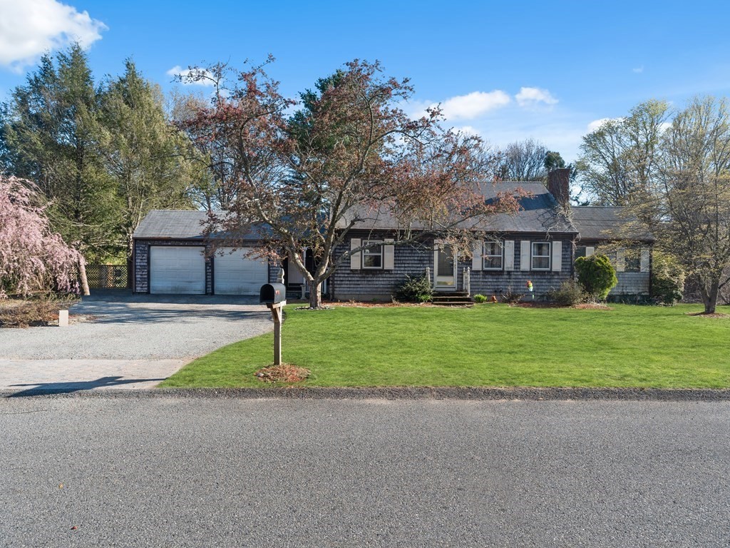 25 Cynthia Road Seekonk, MA 02771 - Photo 3 of 33 Gallery Image 3