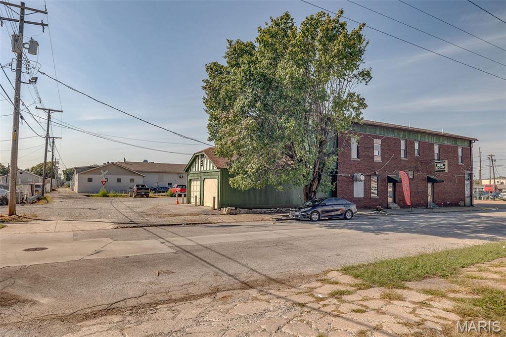 1348 Madison Avenue Madison, IL 62060 - Photo 14 of 14