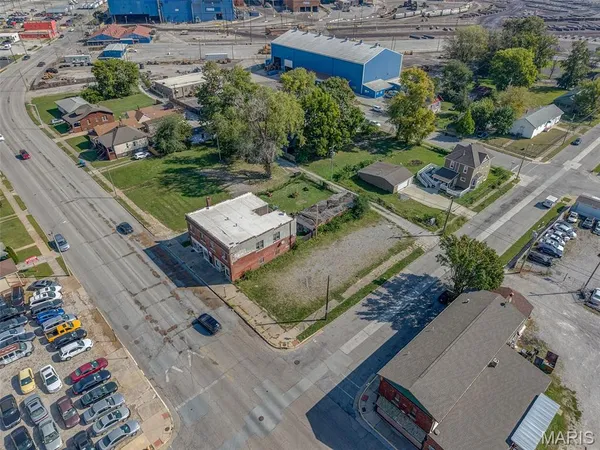 $199,000 | 1348 Madison Avenue, Madison, IL 62060