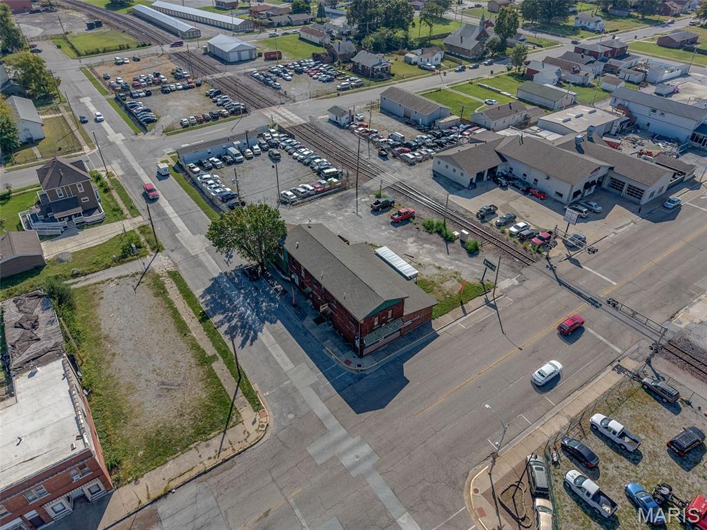 1348 Madison Avenue Madison, IL 62060 - Photo 4 of 14