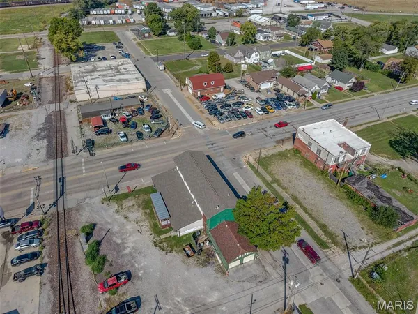 $199,000 | 1348 Madison Avenue, Madison, IL 62060