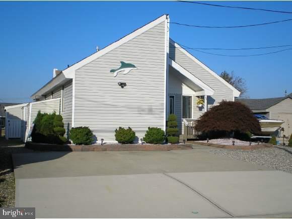 48 Neptune Road Toms River, NJ 08753 - Photo 1 of 10